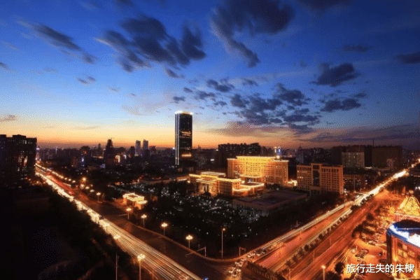 烂尾楼|位于石家庄闹市区的烂尾楼，证件齐全，但至今业主无法入住