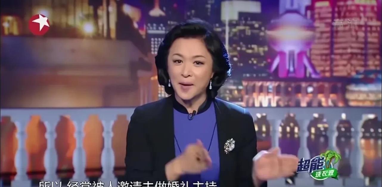 将夜|金星爆料：著名相声演员受土豪邀请，到地方一看是葬礼，吓蒙圈了