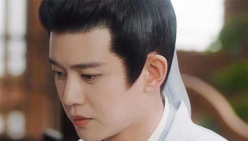 欢欢妈育儿|《周生如故》男主遭受剔骨之刑，女主跳楼殉情，结局悲惨