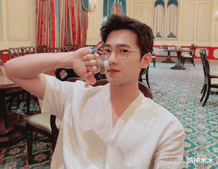 杨洋|杨洋过往沙雕微博被扒,本人连忙回应:吓得我差点设置成半年可见