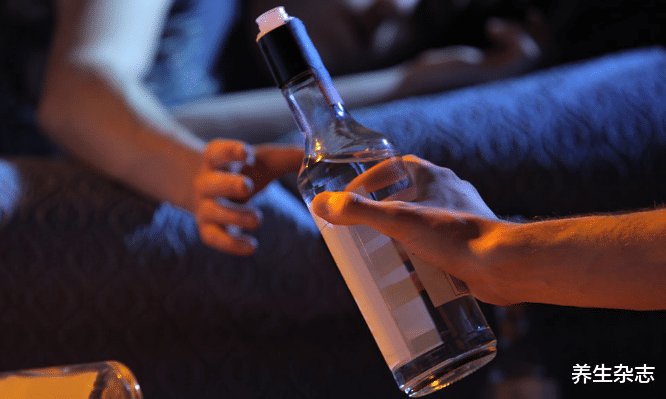 医生|一家3口暴瘦，相继查出肝癌，医生坦言：这种“鸡蛋”怎能天天吃？