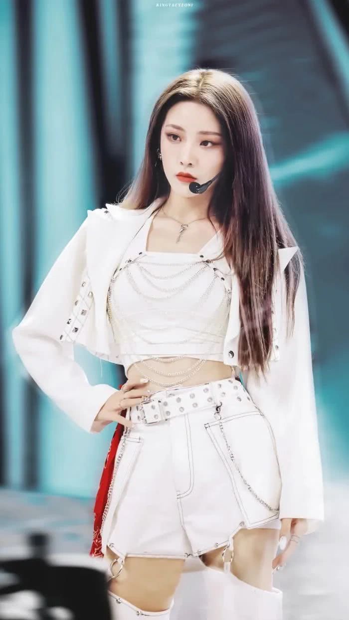 the nine|THE9解散，刘雨昕、虞书欣、安崎等发文告别，喻言保持沉默不应该