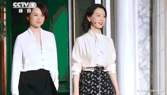 董卿|女星跟央视女主持同框难称霸，董卿气场完胜，关晓彤AB不敌李思思