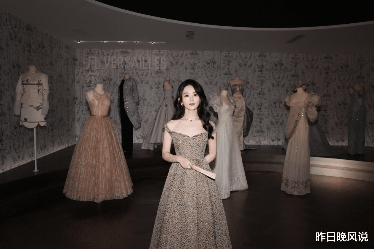 赵雅芝|张杰新歌即将发布MV，女主角却是赵丽颖，学院风造型让人心动