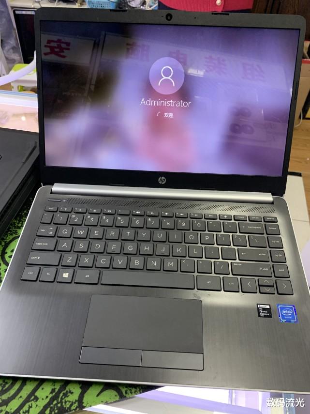 奇怪的妇女来修电脑，维修费让我随便开，但是这后果谁能担得起？