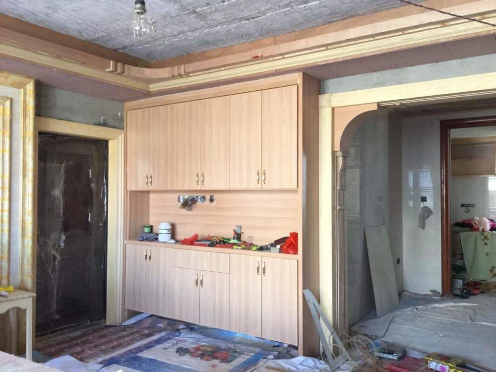 新房完工一周,包工头大舅替我查出18个致命错误!全是亏钱的大坑