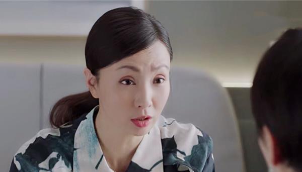 我在过马路|为爱退圈的十位女神，最久已相爱40年，仅她一人因生计被迫复出