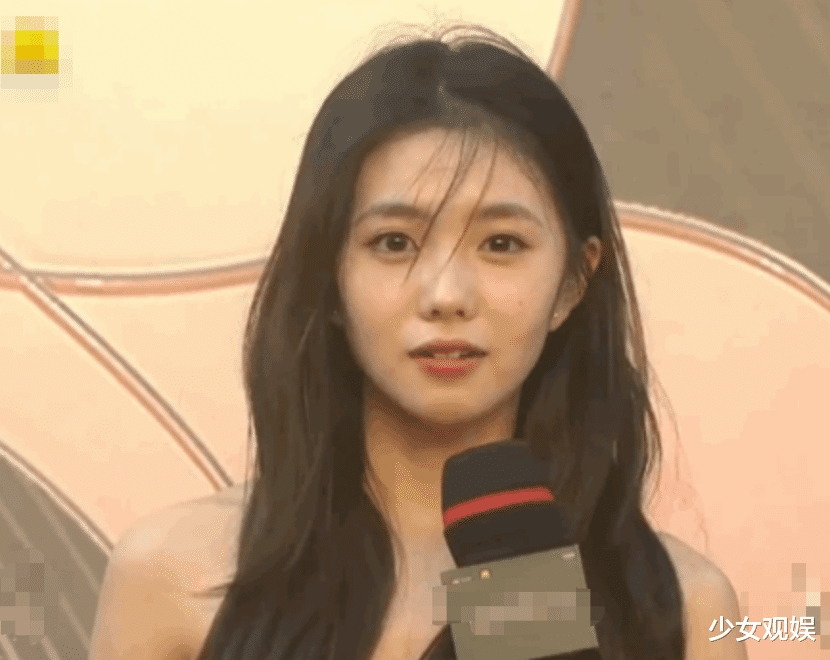 刘浩存|刘浩存的颜值是认真的吗？双眼皮变单眼皮，生图曝光被网友吐槽