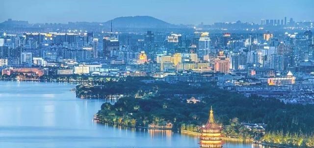家中大小宝|中国十强城市最新排名：杭州紧追深圳，武汉南京入围