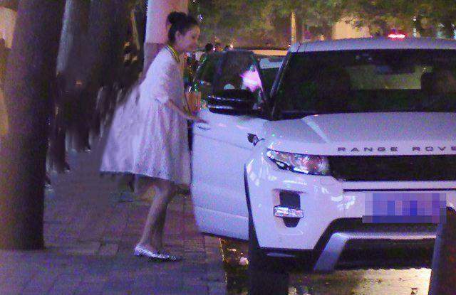 迪丽热巴|佟丽娅的座驾，赵丽颖的座驾，迪丽热巴座驾，网友：差距不是一点