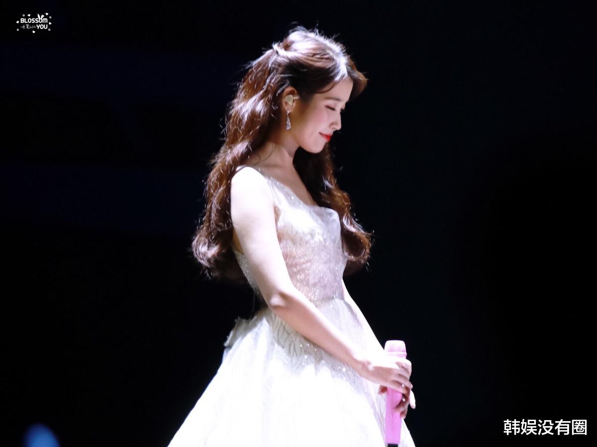 MAMA|时隔4年，IU李知恩再次出演“2021MAMA”：通向30岁的舞台