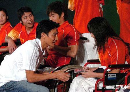 刘德华|从吴到赵，一个个劣质艺人被点出，刘德华这事也被揪了出来