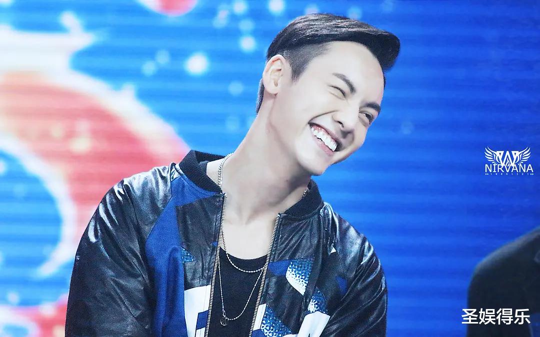 TVB|在TVB奋斗19年依旧不瘟不火，转战内地红到发紫，身价过亿？