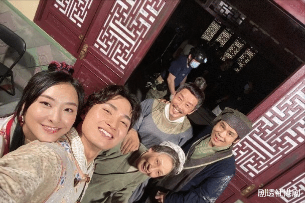 EXO|戏外亲密！港媒曝TVB上位小生周嘉洛劈腿，与同剧女主陈滢传绯闻