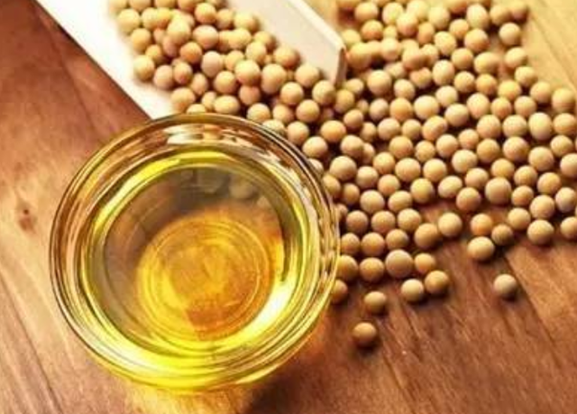 北庭美体健康圈|大豆油不健康吗？提醒：最该少吃的是这2种食用油，望你早知为好