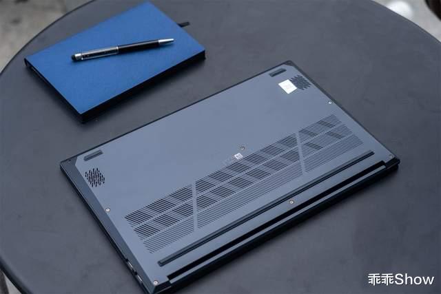 OLED|华硕无畏Pro15 锐龙版体验:可能是目前性价比较高的OLED笔电