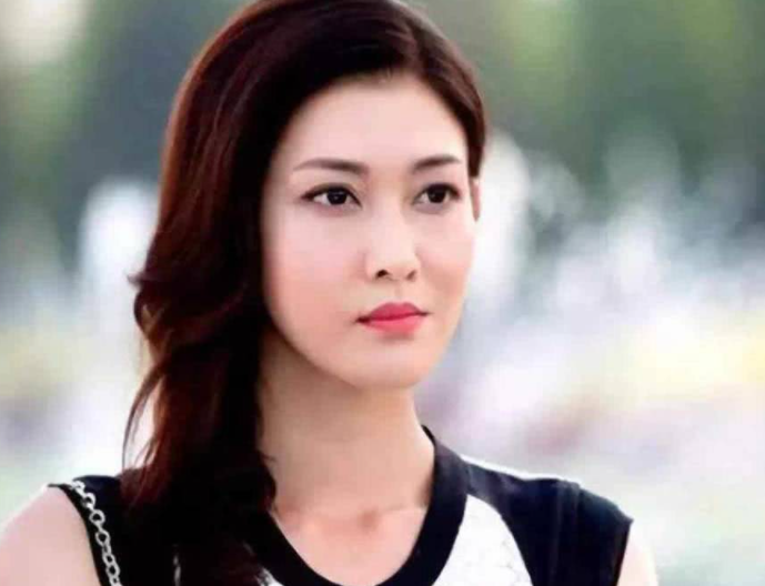 影视圈|这部剧导演运气真“好”，积压6年才开播，剧中主角成影视圈顶流