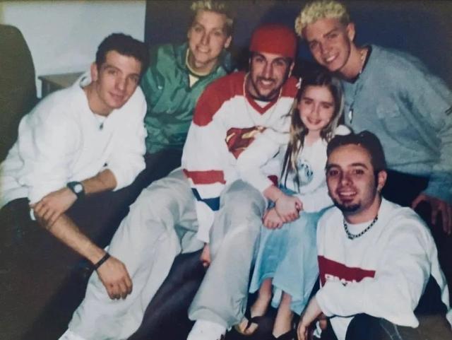 贝克汉姆|沾喜气！爱情事业双丰收的Lily Collins，为什么会如此好运？