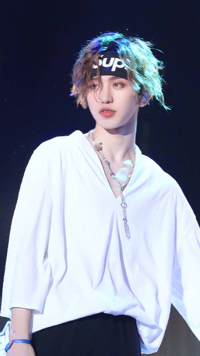 华晨宇|8位内地当红歌手，张杰薛之谦人气依旧，周深华晨宇新生代希望