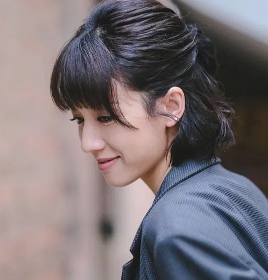 蔡思贝|她被誉为“TVB发电机”，曾被开价200万一晚，入行7年传15段绯闻