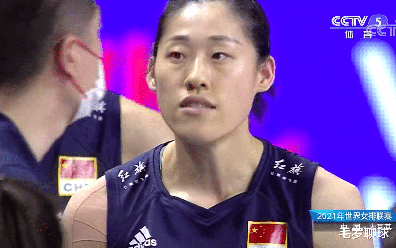 中国队|中国女排22-19领先，遭土耳其25-23逆转绝杀，郎平换上刘晓彤就丢分