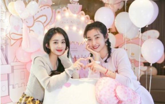 杨幂|替身与明星合影照，居然比本尊都像，最后一个连老婆都差点认错