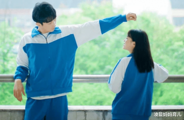 凌晨妈妈育儿|6岁女儿:“妈妈,什么是爱情?”我是这样回答的