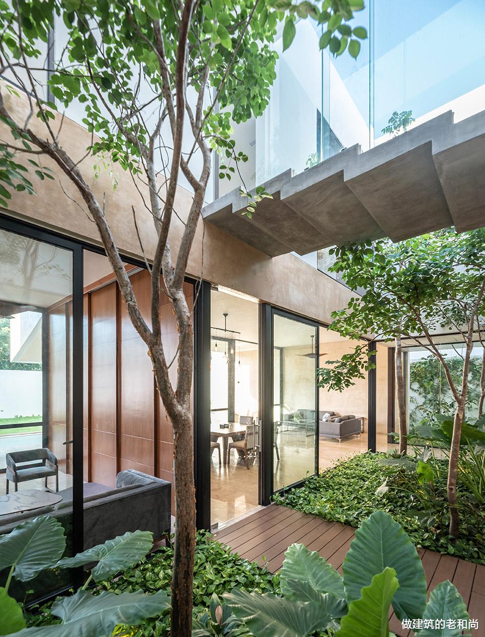 做建筑的老和尚 简洁朴素的现代住宅:让你充满探索内部空间的欲望