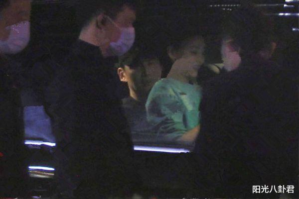 海瑞|于晓光夫妻联合发文道歉，秋瓷炫责备后选择原谅，态度比丈夫还诚恳