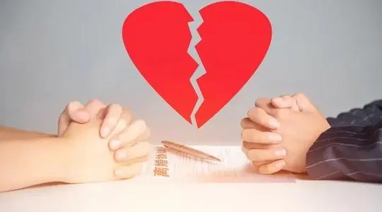 象爸爸的家心理咨询|夫妻矛盾多,该离婚吗?维持表面夫妻,不愿意离婚的6个借口!