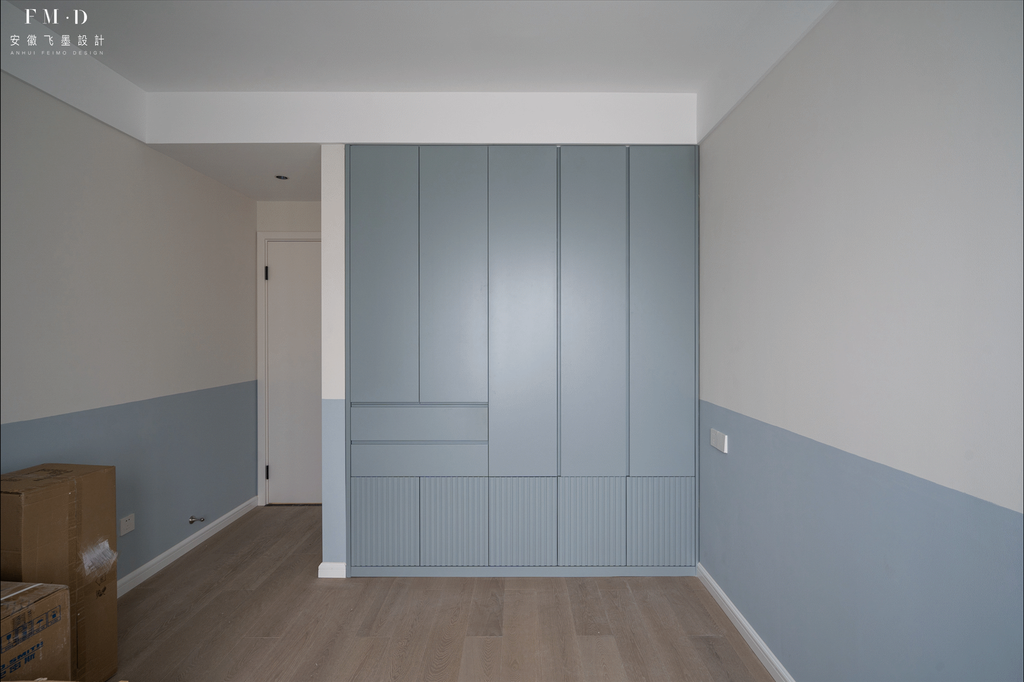 装衣柜抽屉：老公觉得里面好看，婆婆坚持放外面方便，该听谁的？