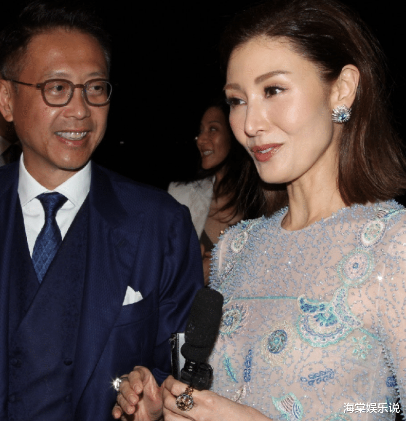 李嘉欣|甘比与李嘉欣罕见齐聚，和老公前女友同场比美不输阵，艳压汪诗诗