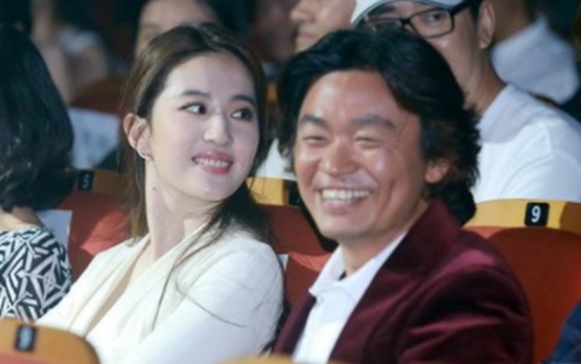 范冰冰|明星花巨资想删除的照片，张张辣眼睛，范冰冰你就不能收敛一点吗