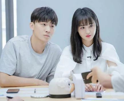 郑爽|张恒好友新爆料信息量巨大：郑爽没病也吃整瓶感冒药，出轨后曝惊人之语