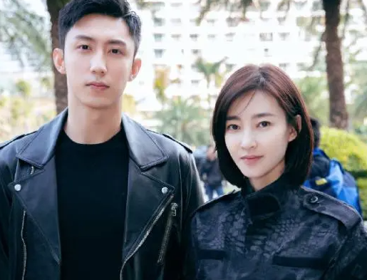 圣诞树|首播收视破1，更新2集越看越上瘾，终于有部让我不想快进的剧了