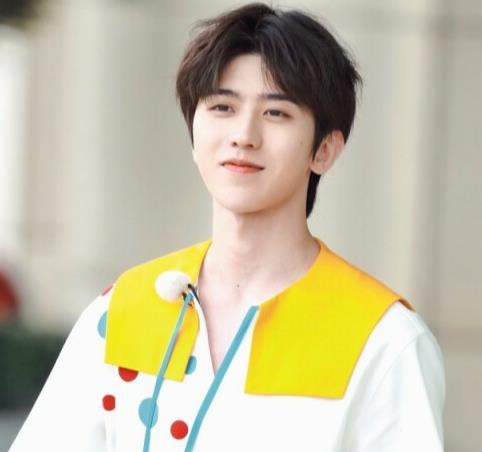 奔跑吧兄弟|新一季《奔跑吧》为何逆袭？新导演不是决定因素，baby才是