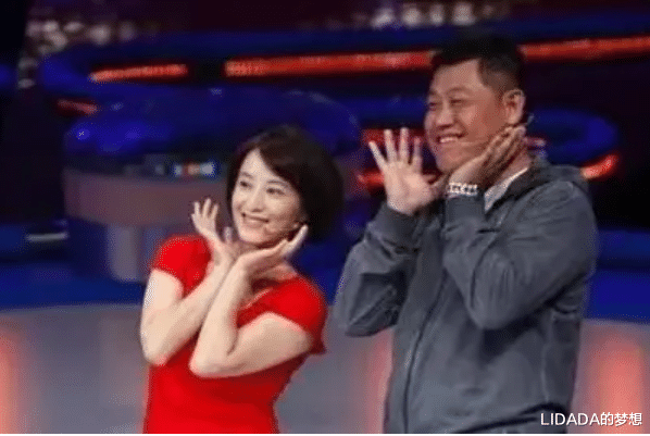 徐露|美女演员徐露：当红时嫁大7岁老公，46岁与17岁女儿同框似姐妹