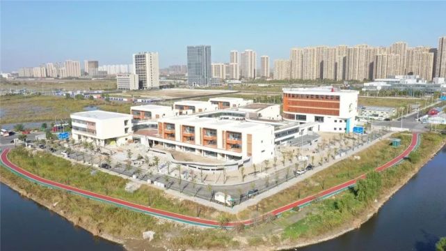 雾里看房市 您好，我是杭州湾新区，这是我的最新简历