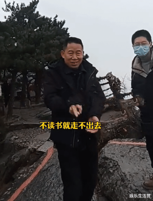 |孙海洋接受采访，透露卓宝爱学习原因，难怪舍得买4000元的衣服