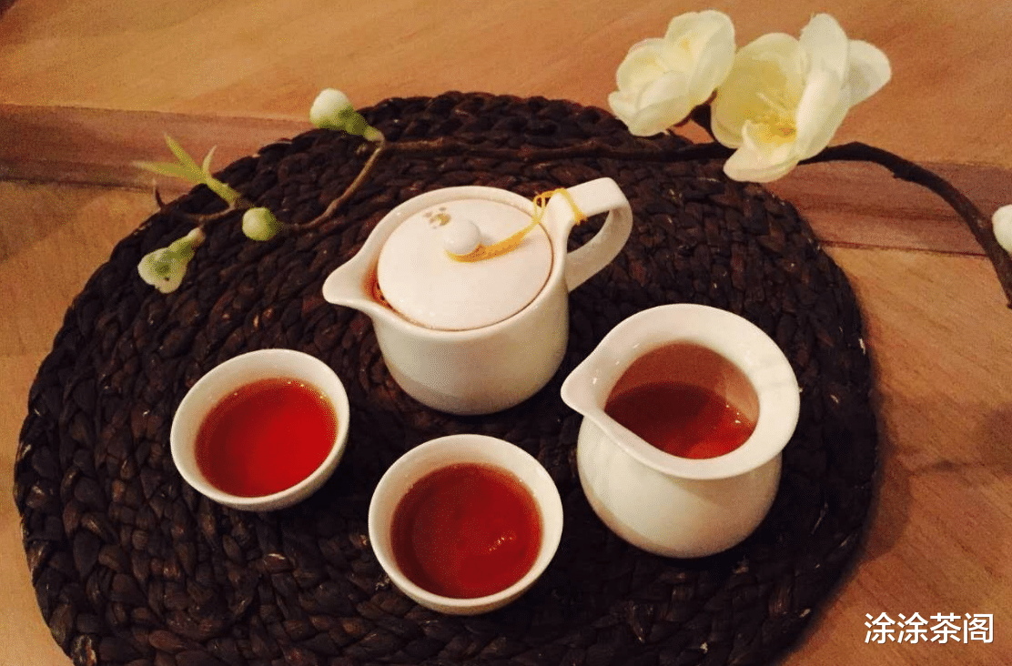 普洱茶是如何造假的? 拆封过的普洱茶又该如何储存呢?