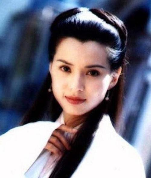 舜网 小龙女版本大盘点，金庸公开称她的版本“最接近自己心中小龙女形象”