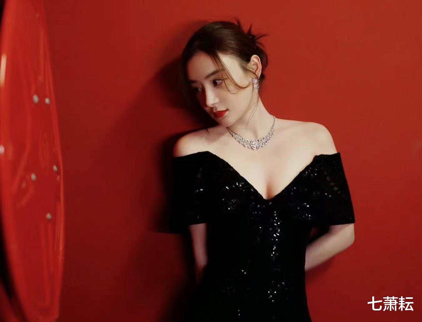 袁姗姗|袁姗姗演艺人生就像开了挂,三十而立的她活出别样的美