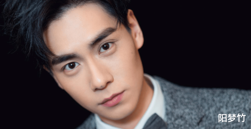 明星|当红明星跌下神坛,从追捧到唾弃只需要这样做!毁掉事业其实容易