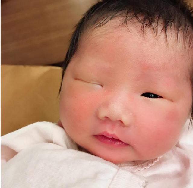 菁妈育儿|新生儿出生第一周，外表能力有啥特点？妈妈了解清楚对孩子发育好