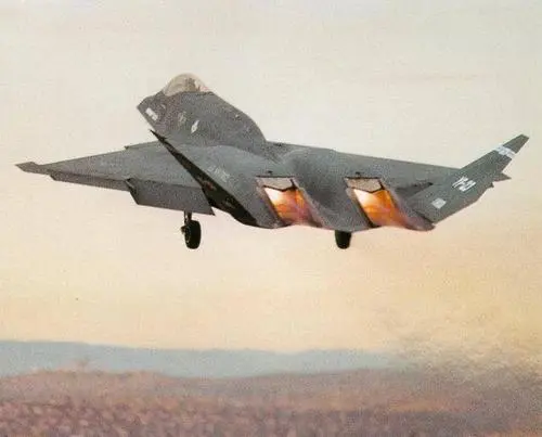 飞机|曾经各项性能碾压YF-22，却被淘汰无人问津，它就是YF-23战机