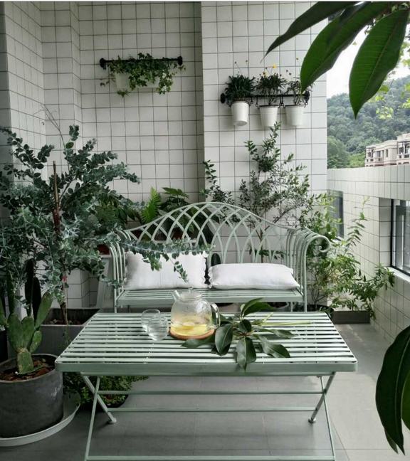 晒晒我家138㎡新房,亲手装修的5㎡阳台,成了小区的参观对象