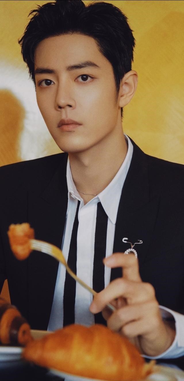 肖战|界面连卡15小时，官方回应：感谢肖战带我见世面