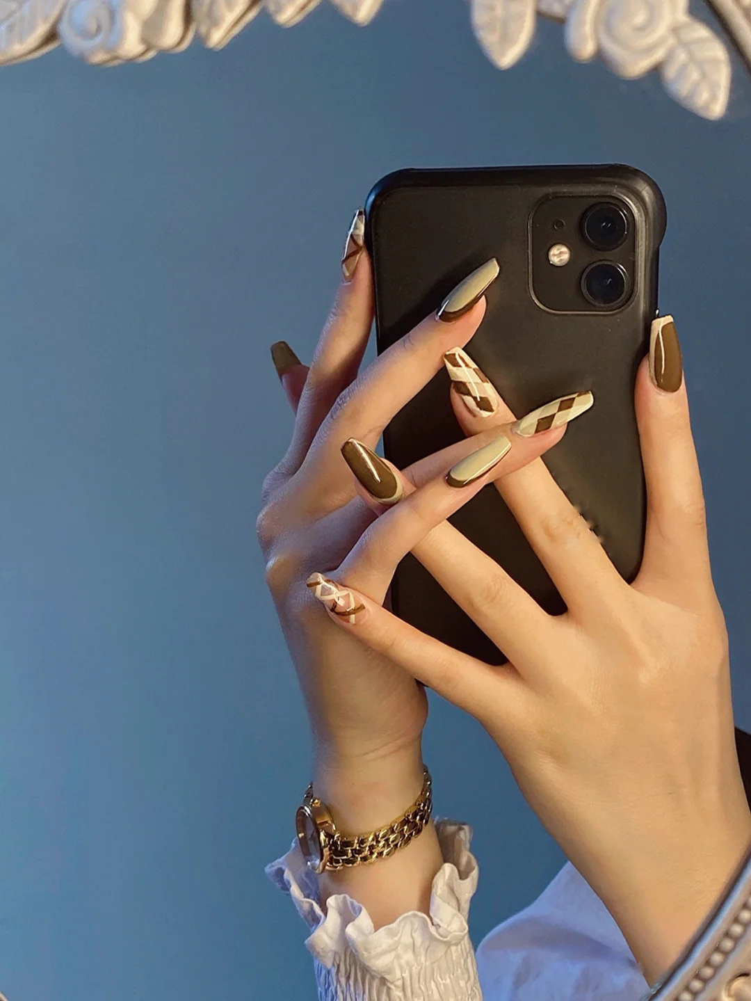 美甲|据说这些美甲中藏着秋天里最高级的神仙配色