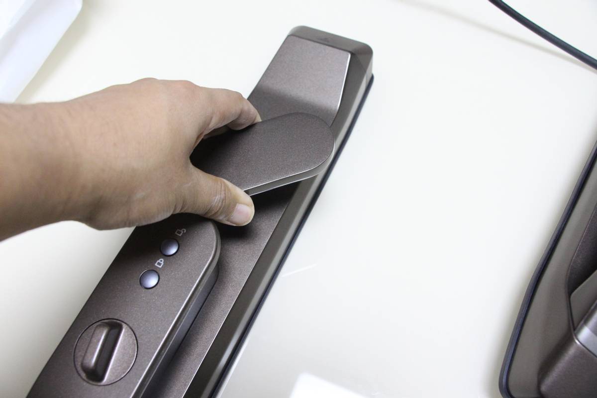 meta|自动开关锁，一触开启智能家居联动：华为智选德施曼智能门锁体验