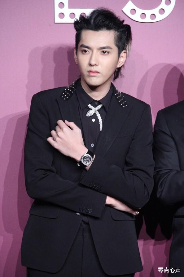 零点心声|他进去了,她们怎么办?1个顶流明星人设崩塌的背后,是无数女孩青春的噩梦